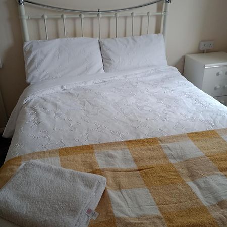 Milton Keynes Lettings Apartment Ngoại thất bức ảnh